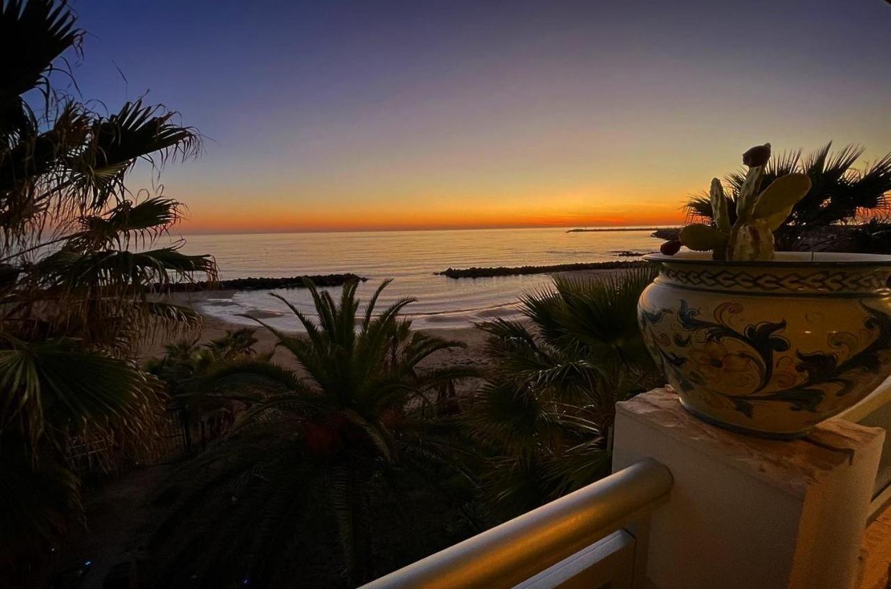 סקוליטי Hotel Sul Mare Al Gabbiano מראה חיצוני תמונה