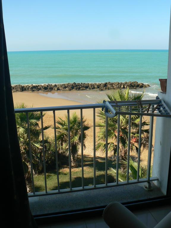 סקוליטי Hotel Sul Mare Al Gabbiano מראה חיצוני תמונה