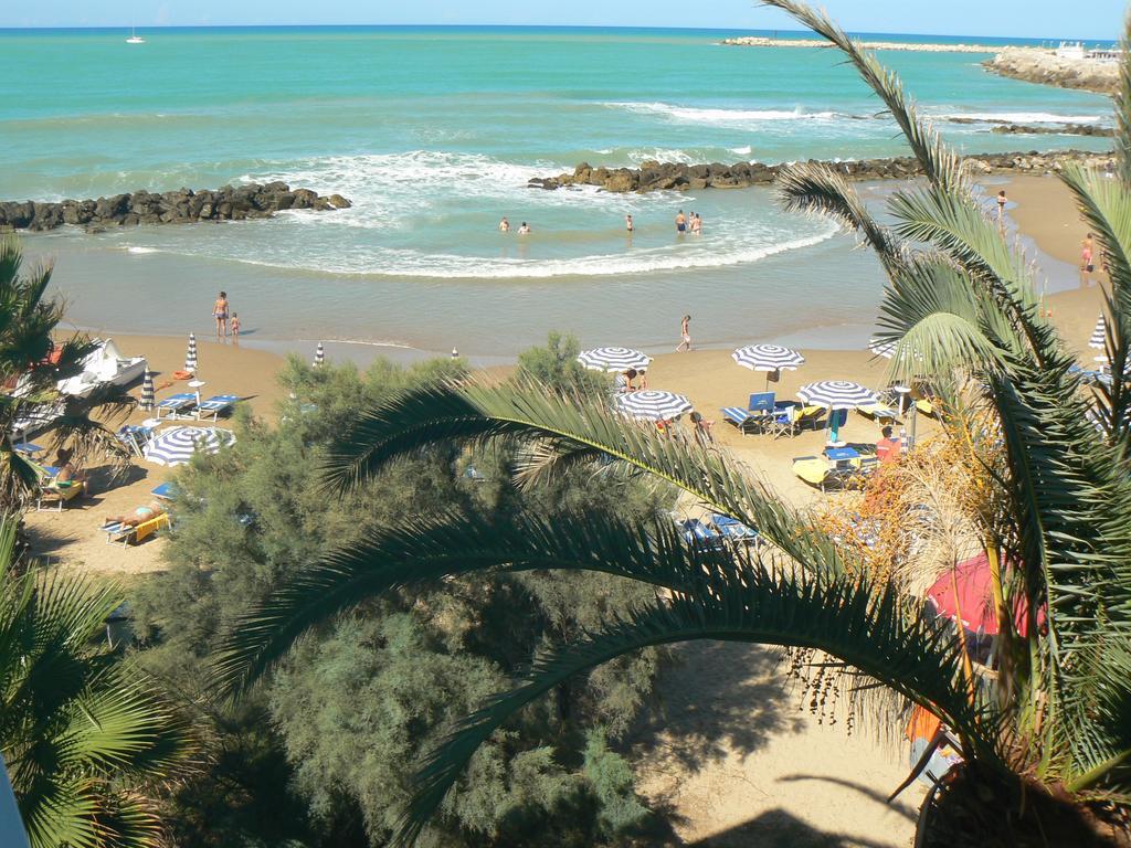 סקוליטי Hotel Sul Mare Al Gabbiano מראה חיצוני תמונה