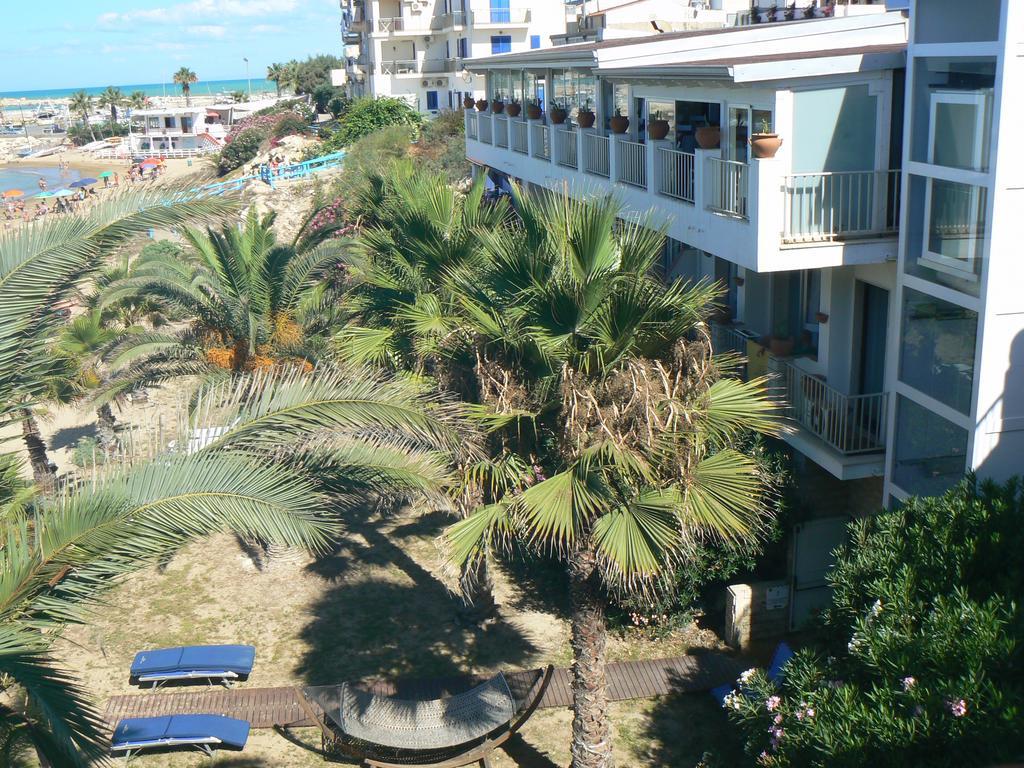 סקוליטי Hotel Sul Mare Al Gabbiano מראה חיצוני תמונה