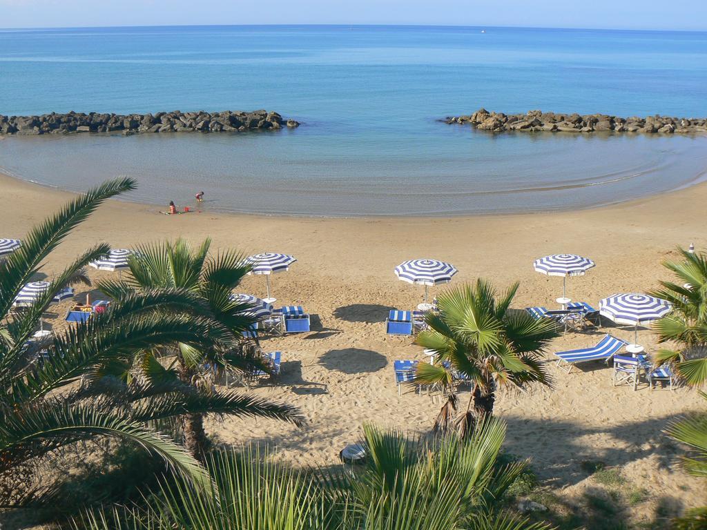סקוליטי Hotel Sul Mare Al Gabbiano מראה חיצוני תמונה