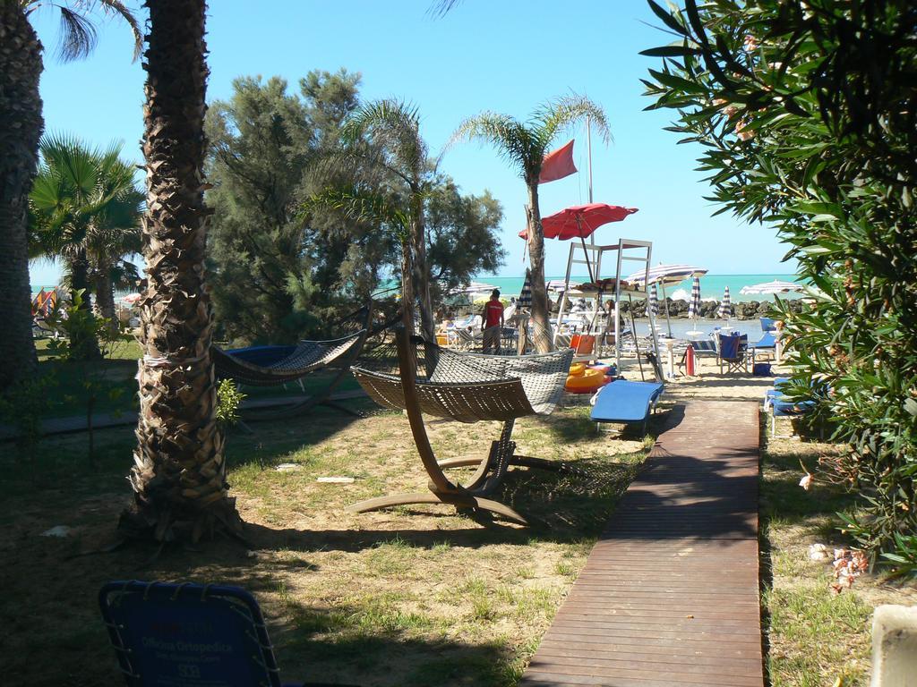 סקוליטי Hotel Sul Mare Al Gabbiano מראה חיצוני תמונה