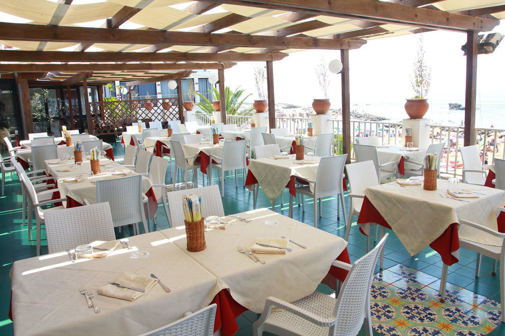 סקוליטי Hotel Sul Mare Al Gabbiano מראה חיצוני תמונה