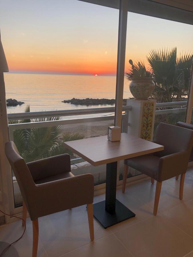 סקוליטי Hotel Sul Mare Al Gabbiano מראה חיצוני תמונה